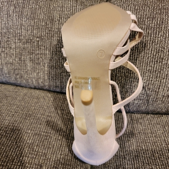 Wild Diva stilettos Pale pink size 7 - Picture 6 of 6